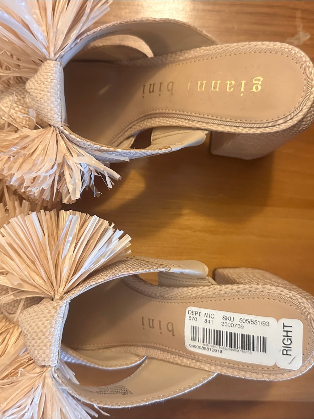 Gianni Bini Beige Raffia Knot Slide Mules NWT 6.5 - Picture 2 of 11